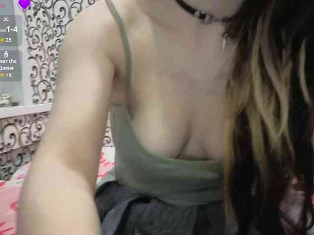 FrirenLovv webcam