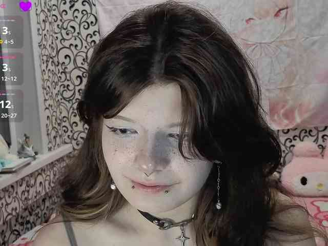 FrirenLovv webcam