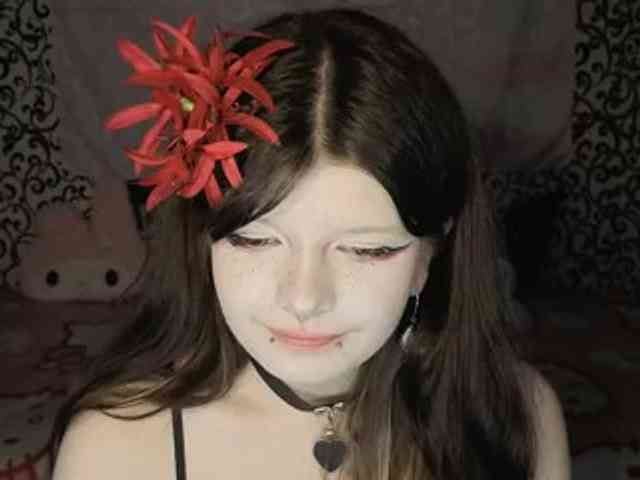 FrirenLovv webcam