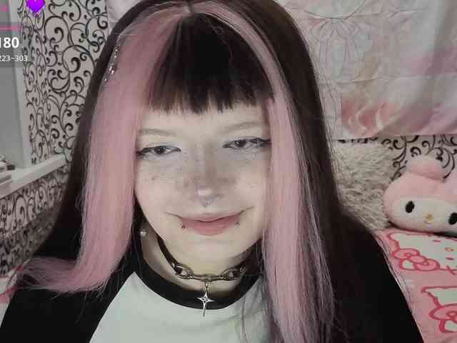 FrirenLovv webcam