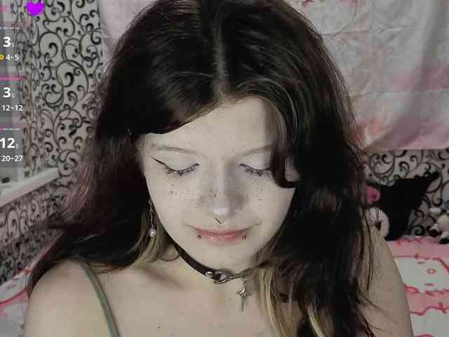 FrirenLovv webcam
