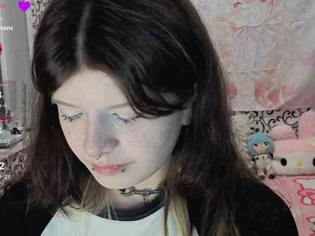 FrirenLovv webcam