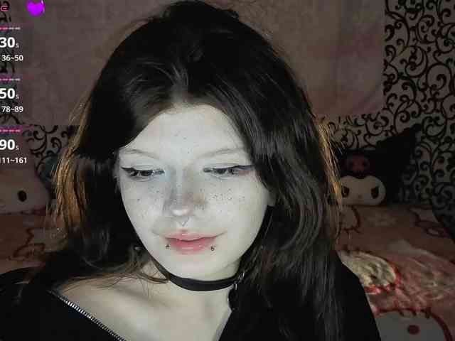 FrirenLovv webcam