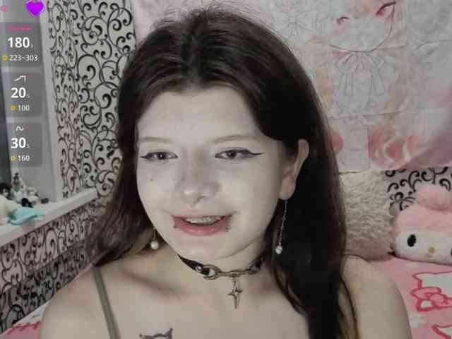 FrirenLovv webcam