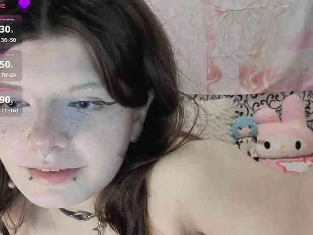 FrirenLovv webcam