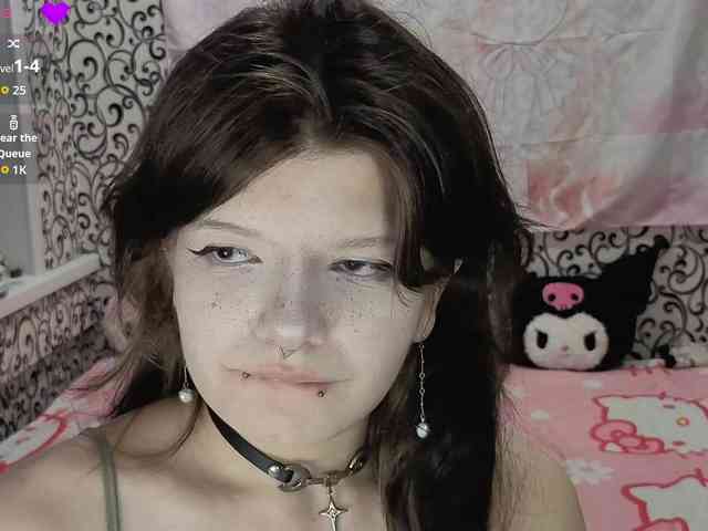 FrirenLovv webcam