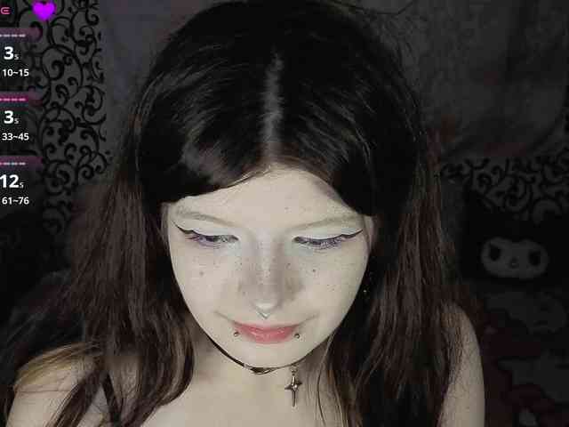 FrirenLovv webcam
