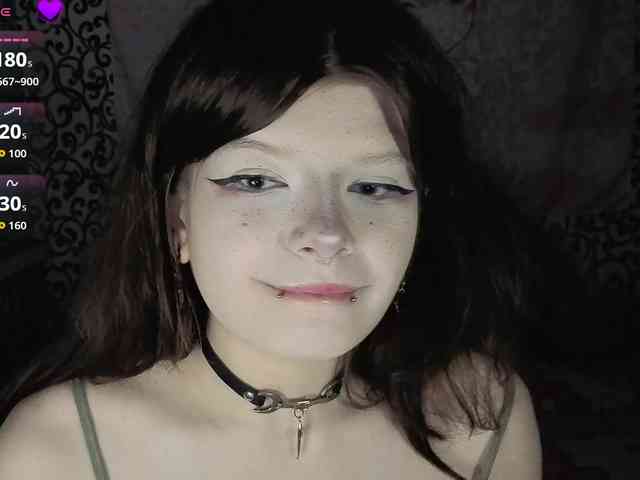 FrirenLovv webcam