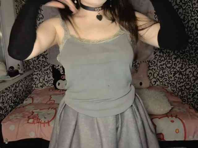 FrirenLovv webcam
