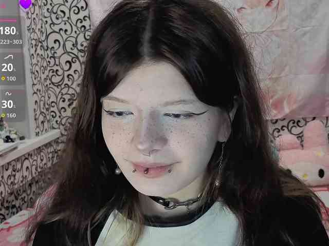 FrirenLovv webcam