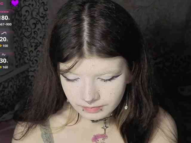 FrirenLovv webcam