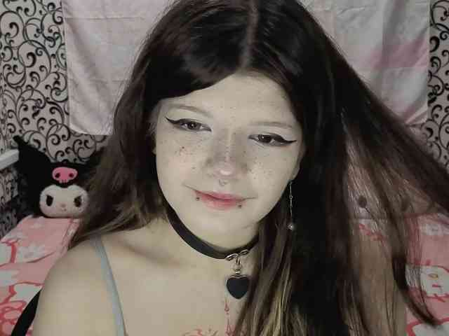 FrirenLovv webcam
