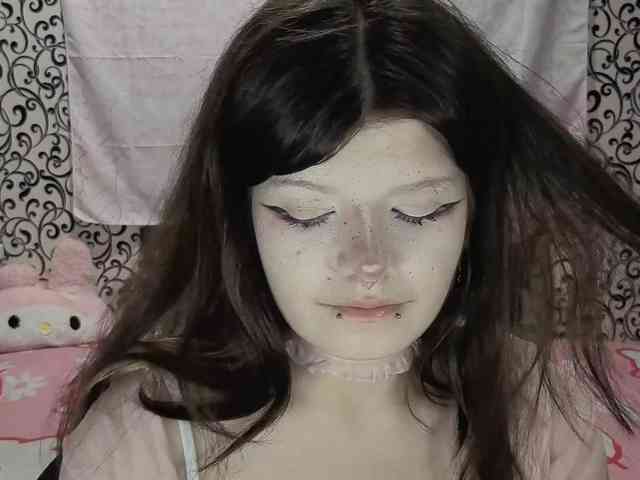 FrirenLovv webcam