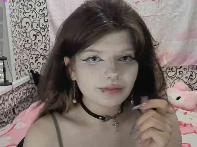 FrirenLovv webcam