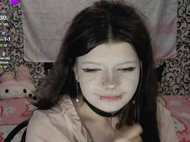 FrirenLovv webcam