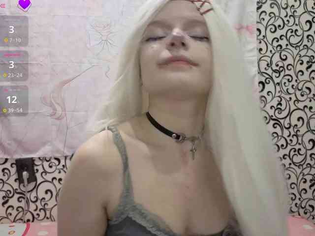 FrirenLovv webcam