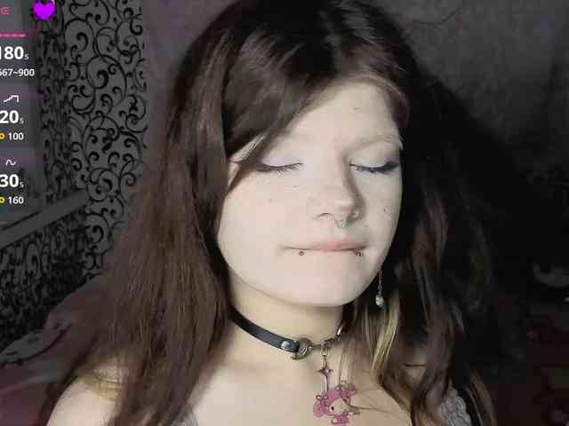 FrirenLovv webcam