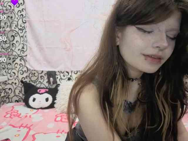 FrirenLovv webcam