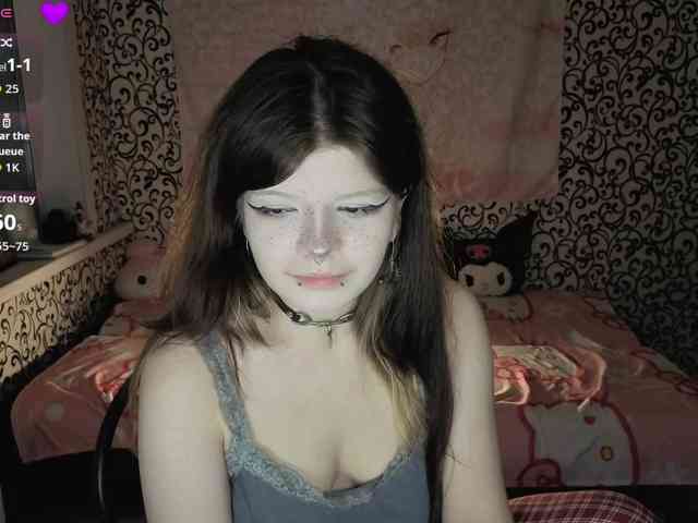 FrirenLovv webcam