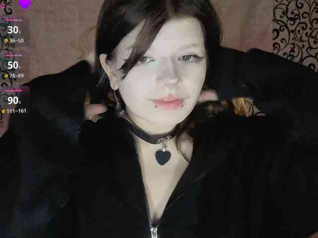 FrirenLovv webcam