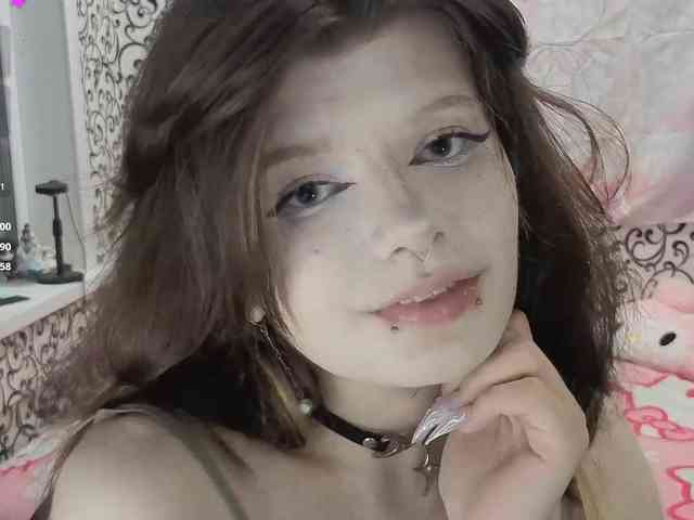 FrirenLovv webcam