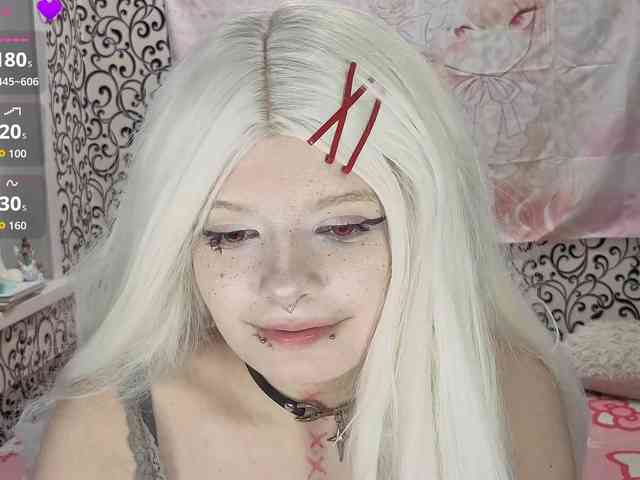 FrirenLovv webcam