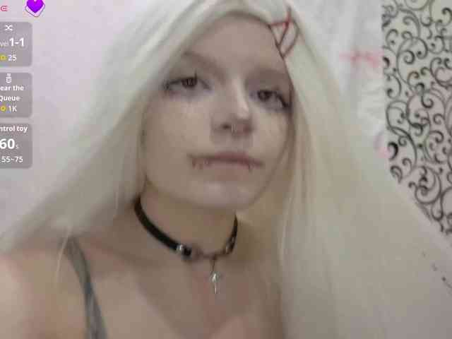 FrirenLovv webcam