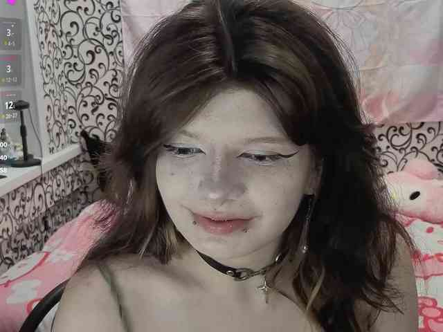 FrirenLovv webcam