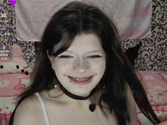 FrirenLovv webcam