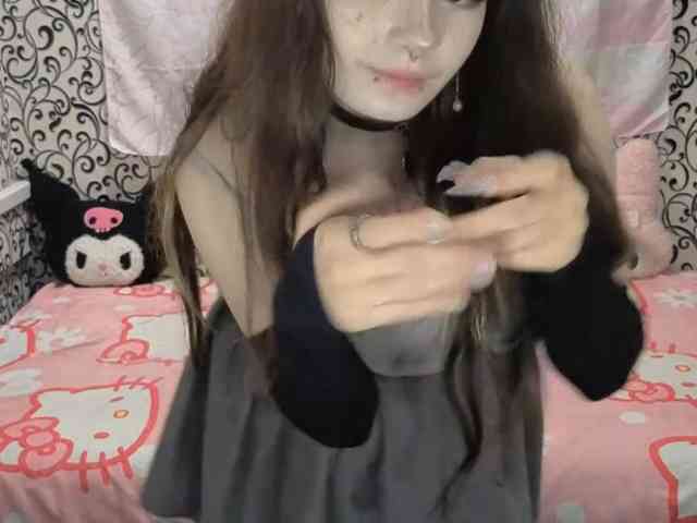 FrirenLovv webcam