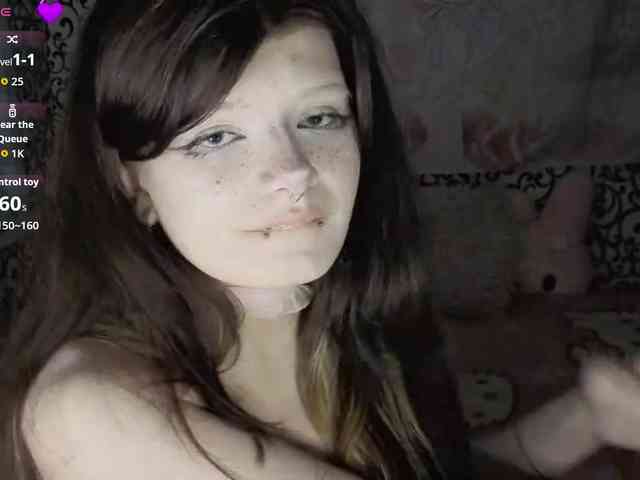 FrirenLovv webcam