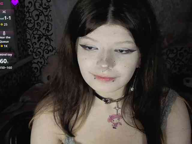 FrirenLovv webcam