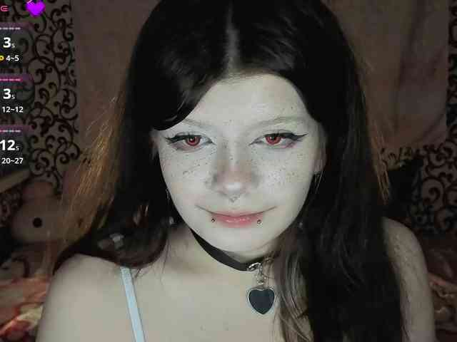 FrirenLovv webcam