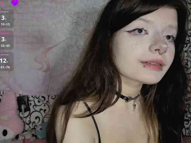 FrirenLovv webcam