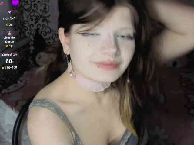 FrirenLovv webcam