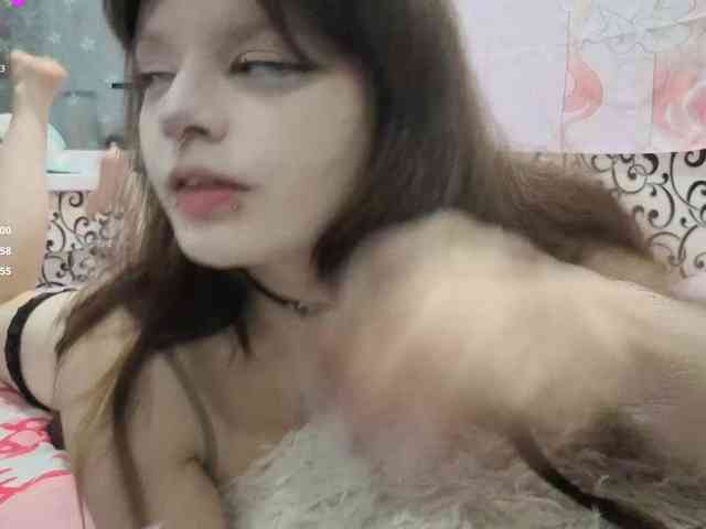 FrirenLovv webcam