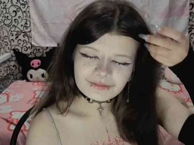 FrirenLovv webcam