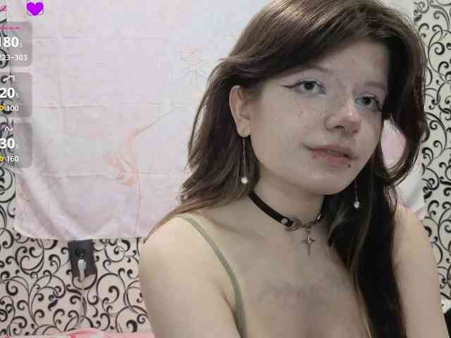 FrirenLovv webcam