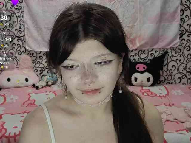 FrirenLovv webcam