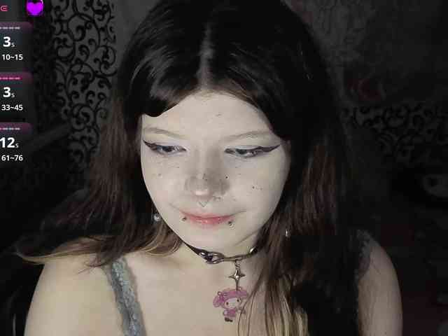 FrirenLovv webcam