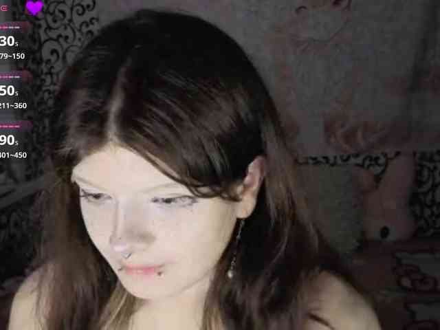 FrirenLovv webcam