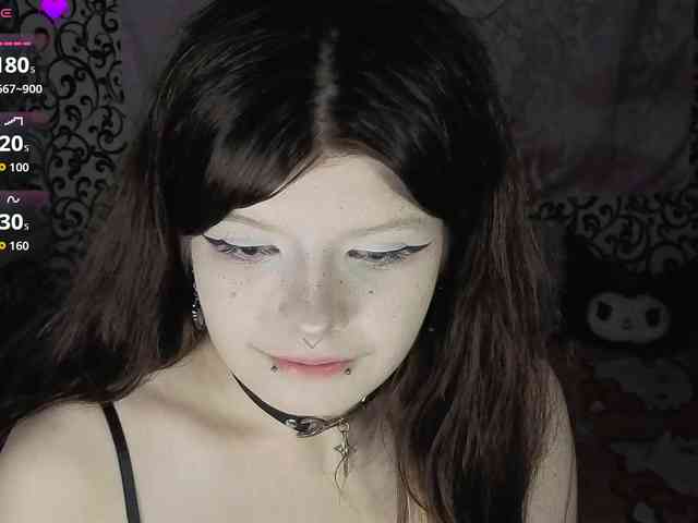 FrirenLovv webcam