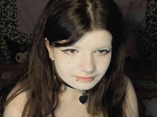 FrirenLovv webcam