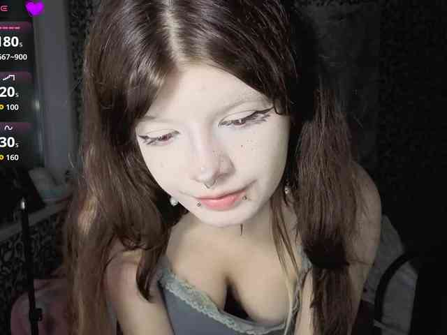 FrirenLovv webcam