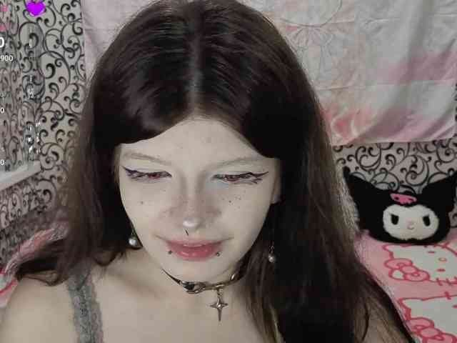 FrirenLovv webcam