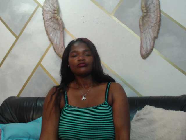 Sahara-Fox live cam on BongaCams