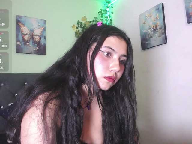 DaisyMoon8 live cam on BongaCams