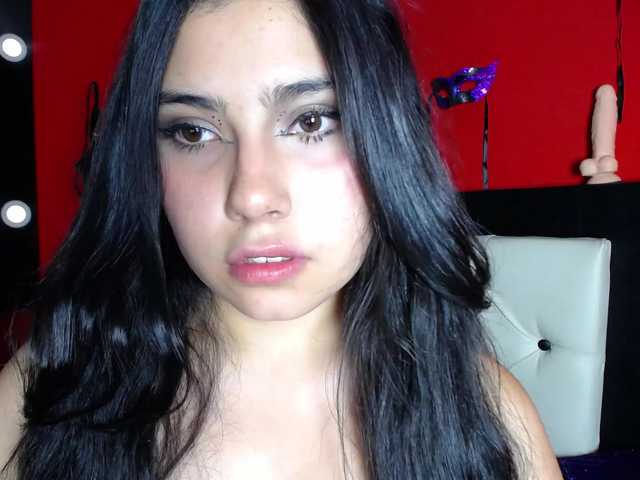 DaisyMoon8 live cam on BongaCams