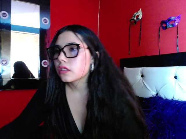 DaisyMoon8 live cam on BongaCams