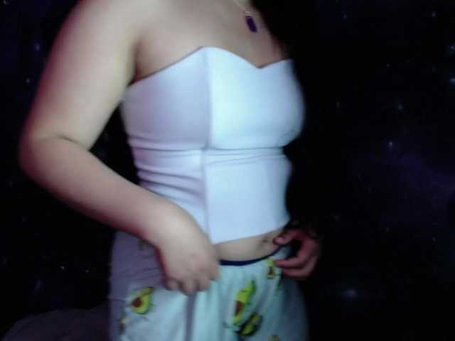 DaisyMoon8 live cam on BongaCams